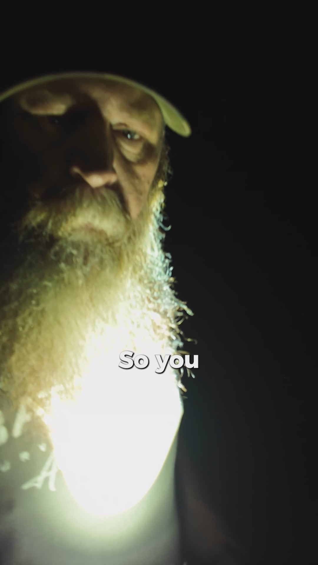 FlexBeam 1200-Lumen Adjustable Beam Flashlight